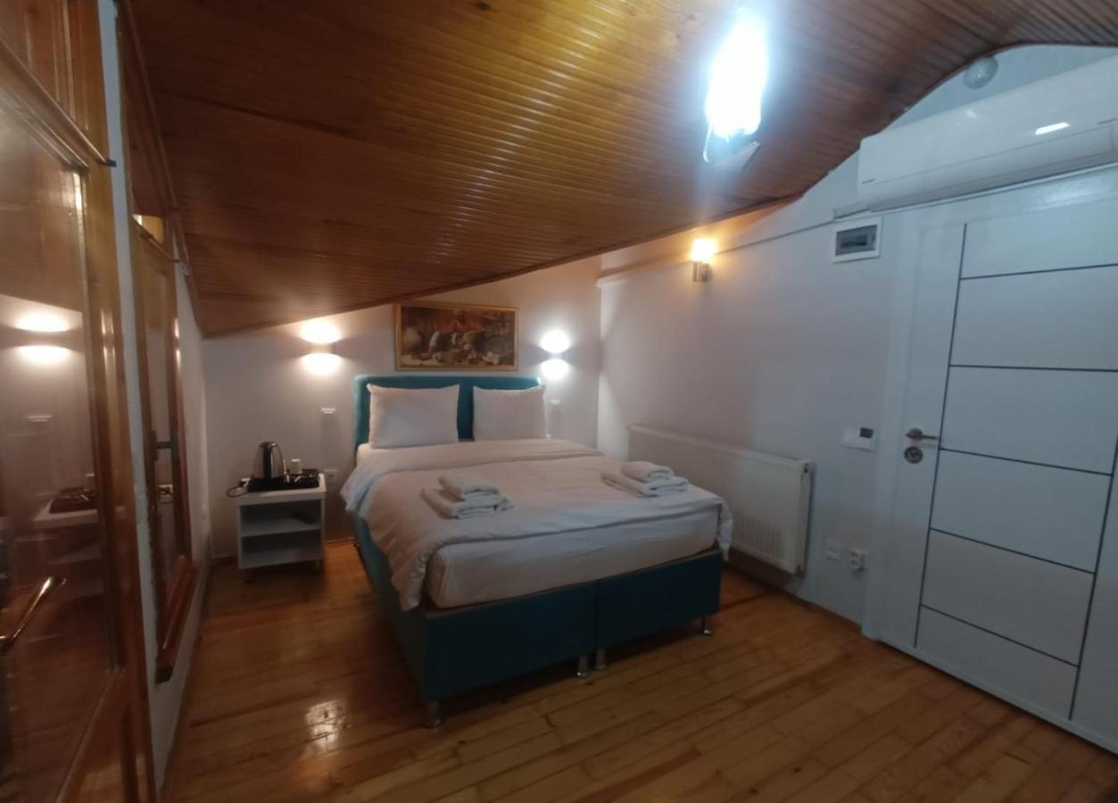 Buyukada Cinar Hotel (Adults Only) Adalar Exterior photo