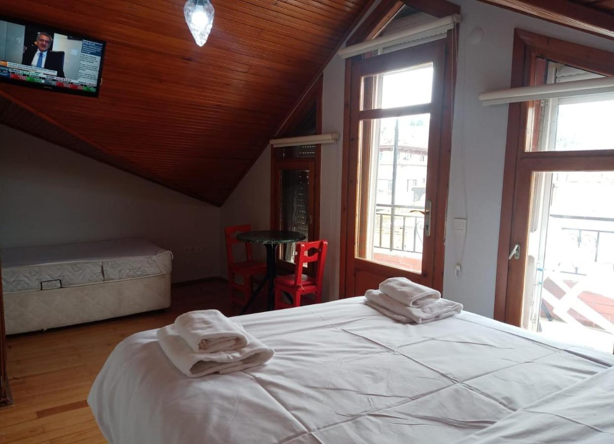 Buyukada Cinar Hotel (Adults Only) Adalar Exterior photo