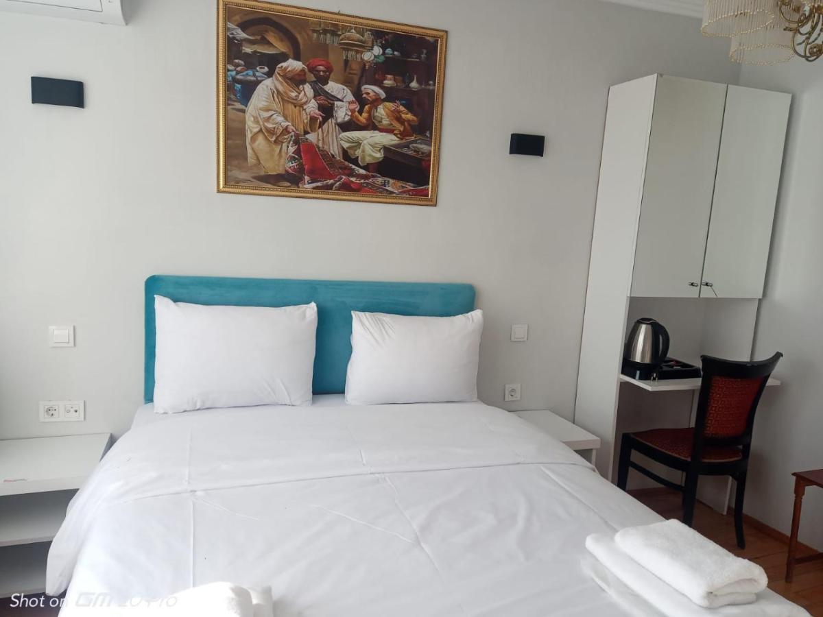 Buyukada Cinar Hotel (Adults Only) Adalar Exterior photo