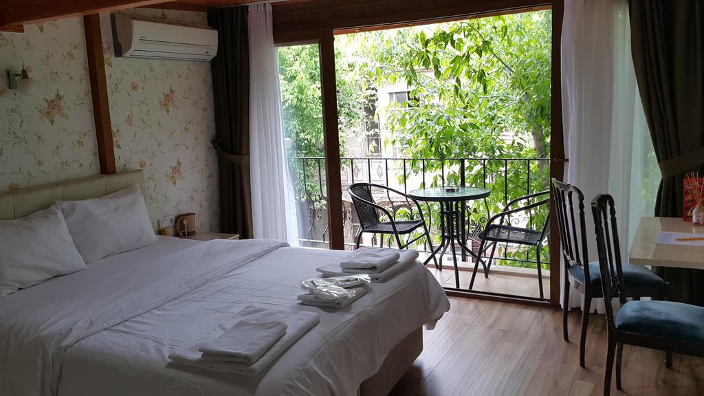 Buyukada Cinar Hotel (Adults Only) Adalar Exterior photo